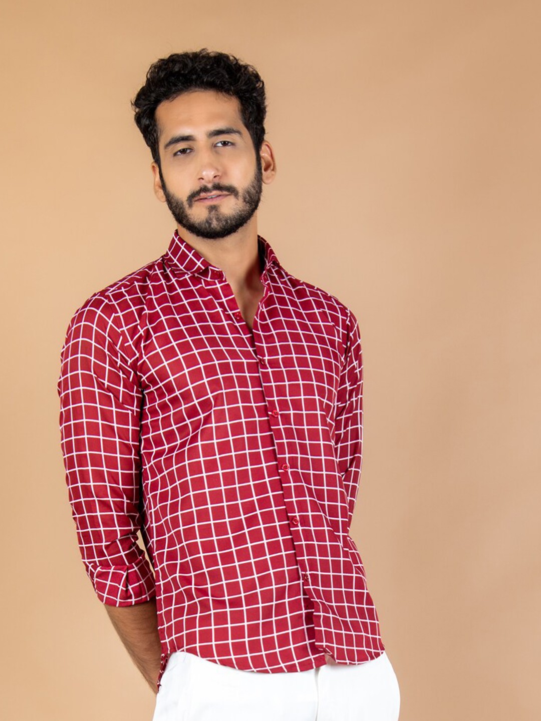 

Tistabene Men Red Regular Fit Comfort Checked Casual Shirt
