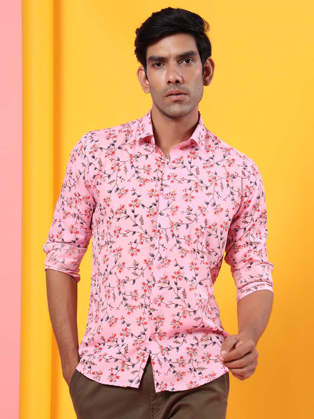 

Tistabene Men Pink Comfort Floral Printed Casual Shirt