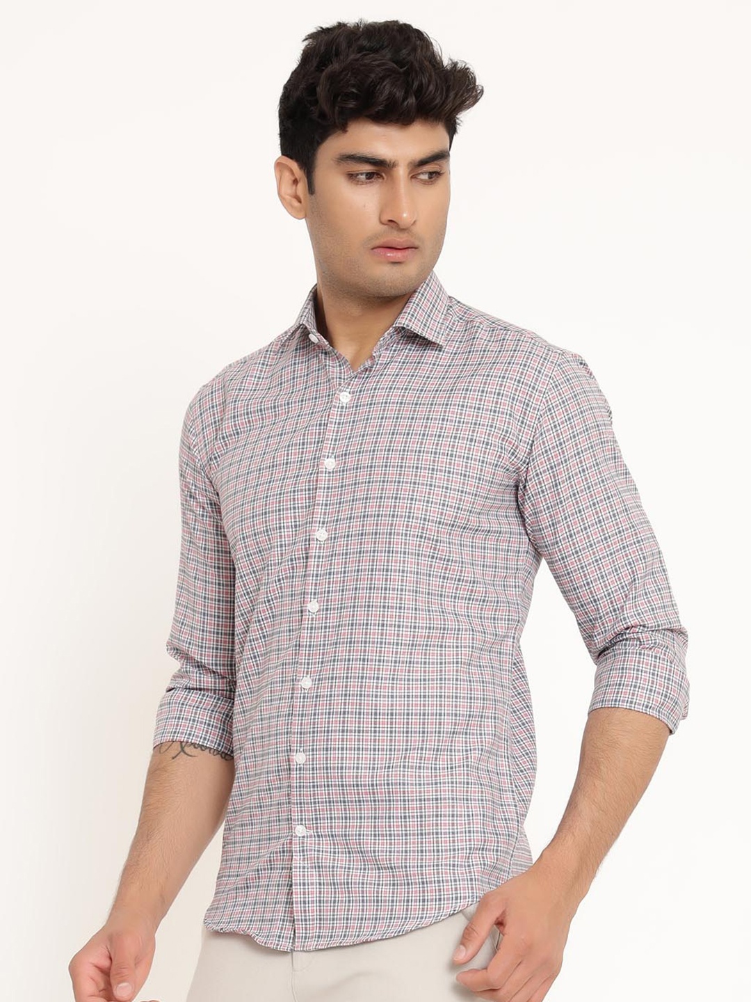 

Tistabene Men Pink Comfort Micro Checked Casual Shirt