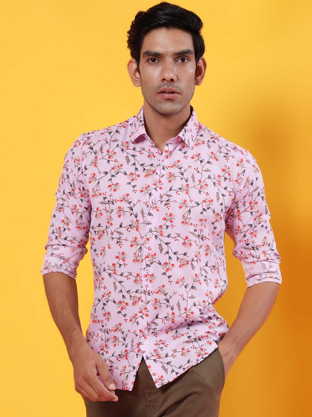 

Tistabene Men Pink Comfort Floral Printed Casual Shirt