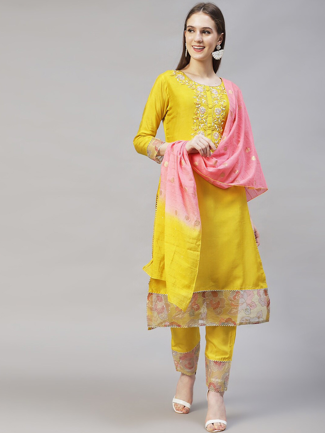 

FASHOR Women Yellow Embroidered Thread Work Kurta with Trousers & With Dupatta