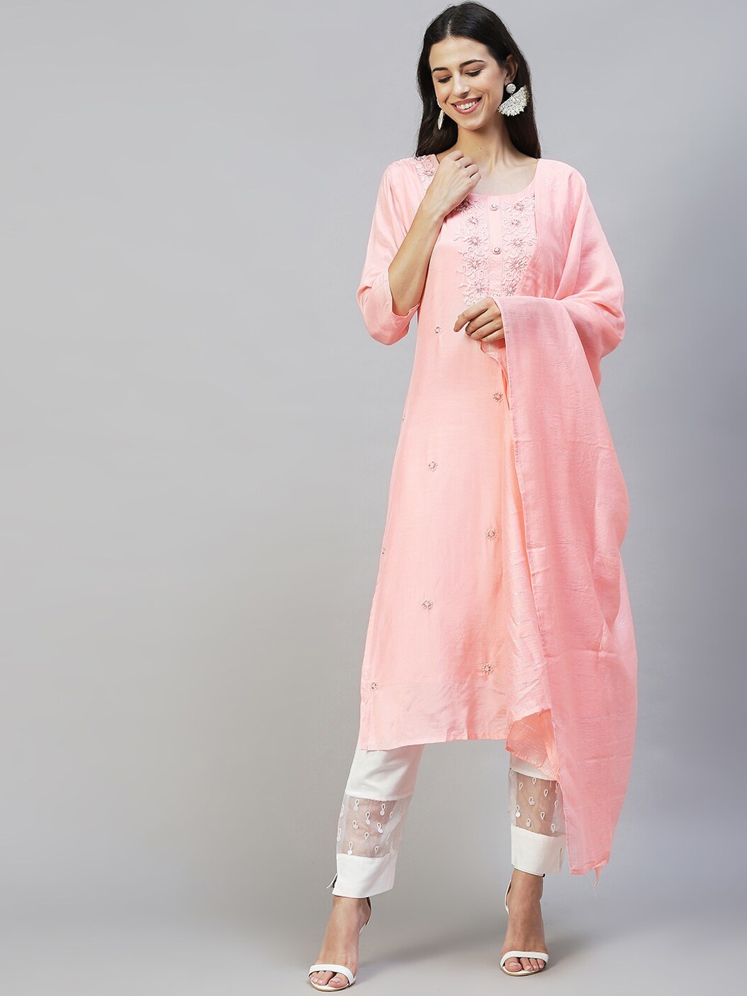 

FASHOR Women Pink Floral Embroidered Thread Work Silk Kurta with Dupatta