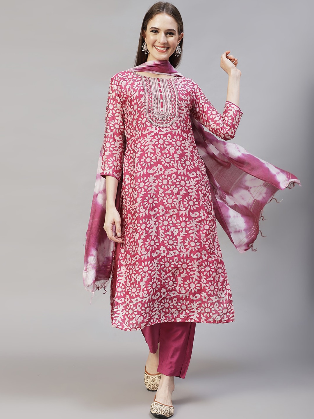 

FASHOR Women Purple Paisley Printed Sequinned Chanderi Silk Kurta and Trouser With Dupatta