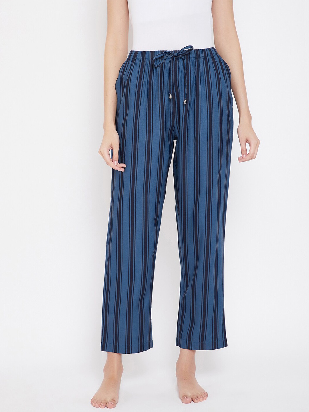 

Hypernation Women Navy Blue & Black Striped Lounge Pant