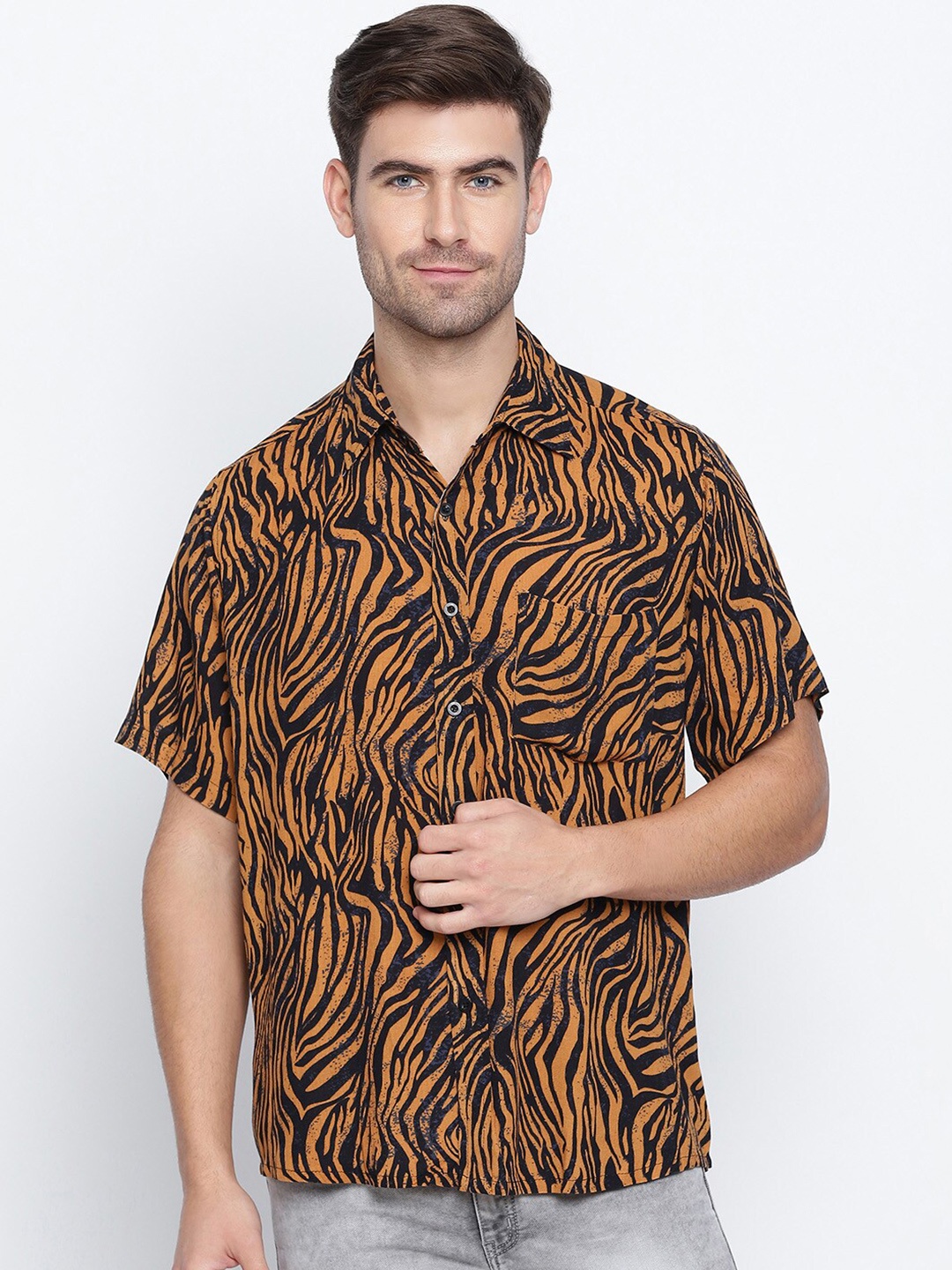 

Oxolloxo Men Brown Classic Semi Sheer Printed Casual Shirt