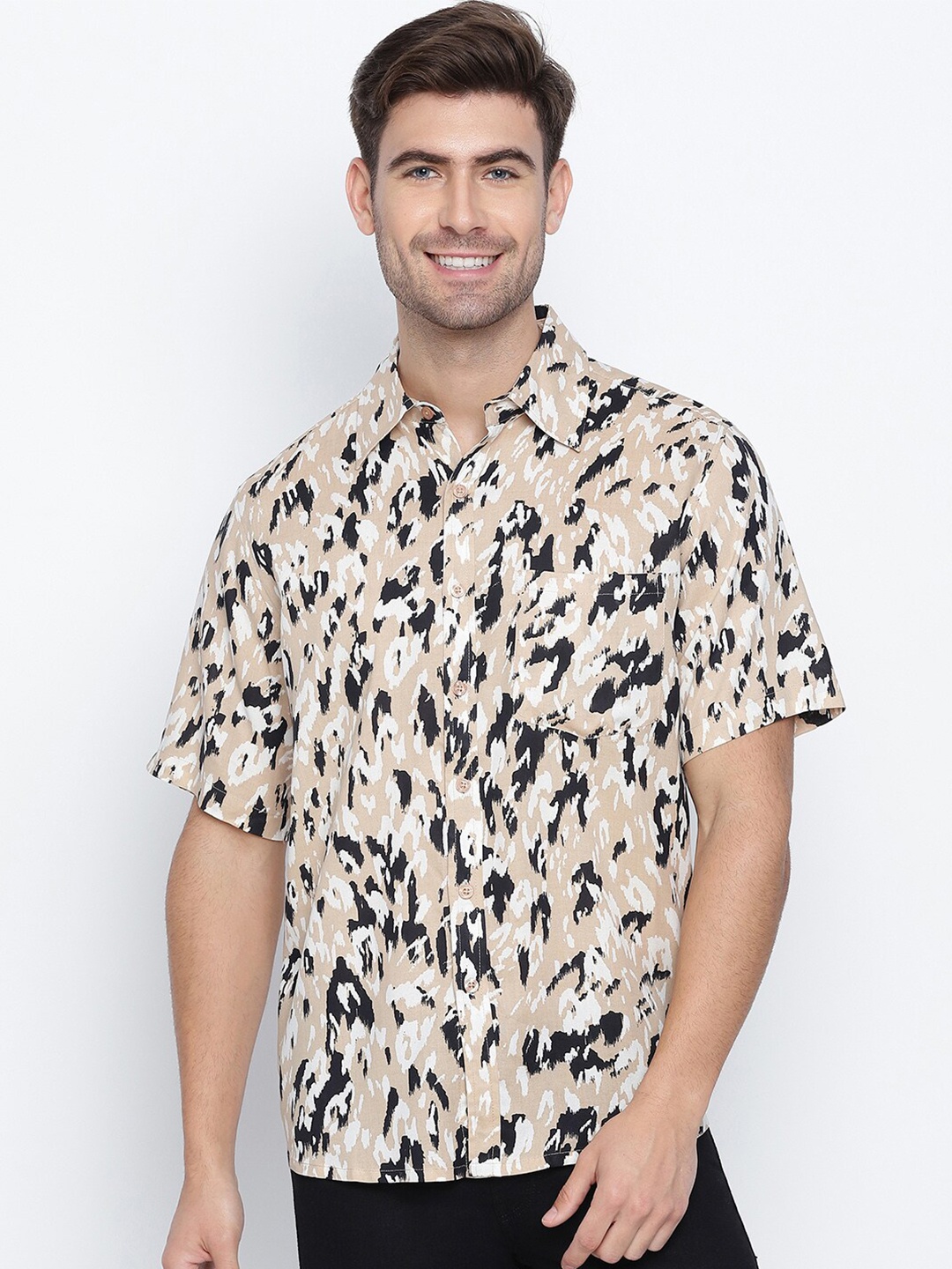 

Oxolloxo Men Beige Classic Animal Semi Sheer Printed Casual Shirt