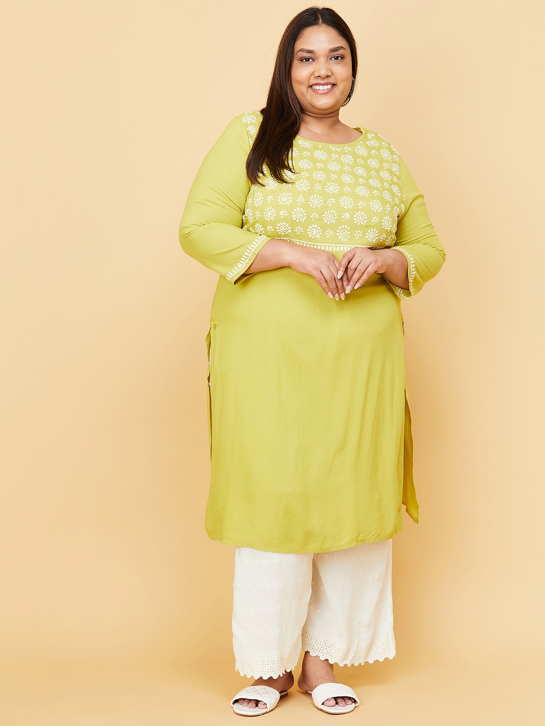 

max Women Green Ethnic Motifs Yoke Design Thread Work Kurta