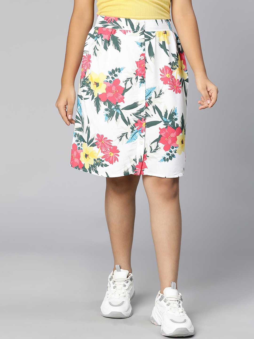 

Oxolloxo Girls White Floral Printed Above Knee Length A-Line Skirts