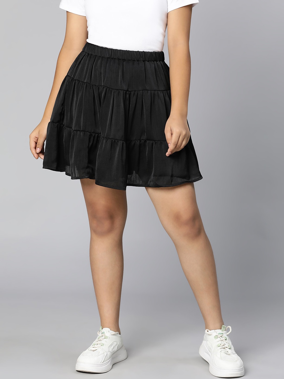 

Oxolloxo Girls Black Solid Tiered Above Knee Length Skirt