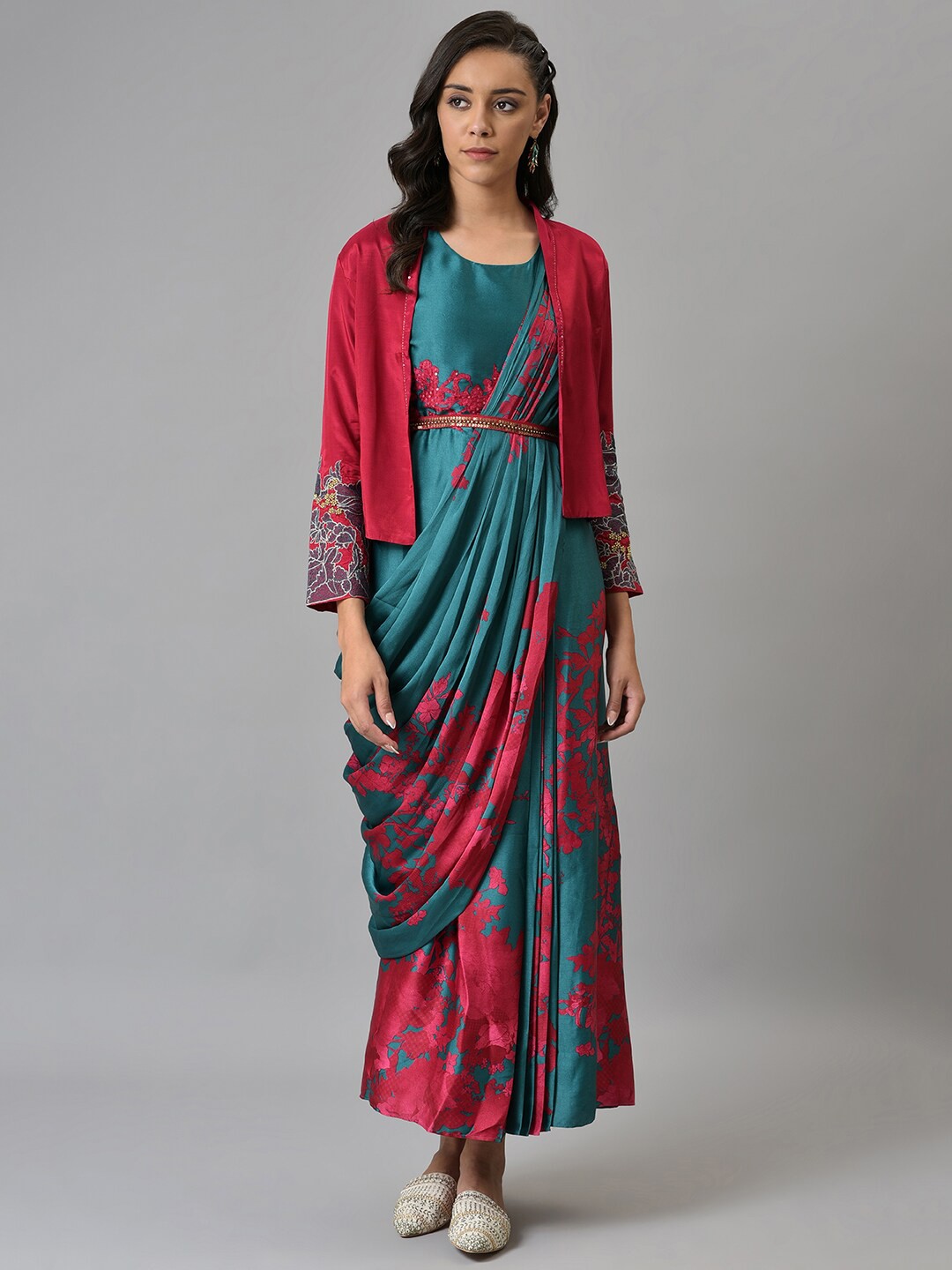 

WISHFUL Green & Red Floral Satin Ethnic Maxi Dress