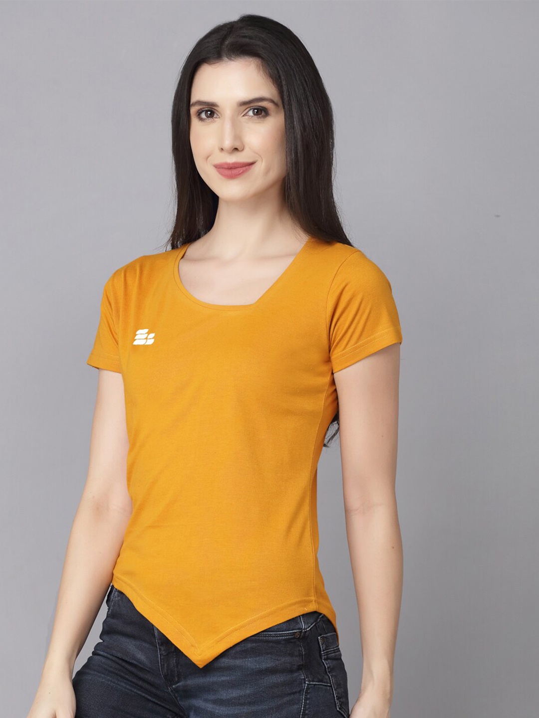 

THE EG STORE Women Yellow Short Sports Sleeves Gym T-shirt