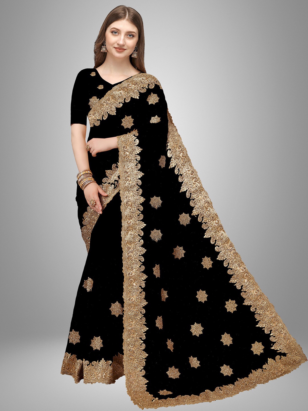 

Trendmalls Black & Gold-Toned Floral Embroidered Net Saree