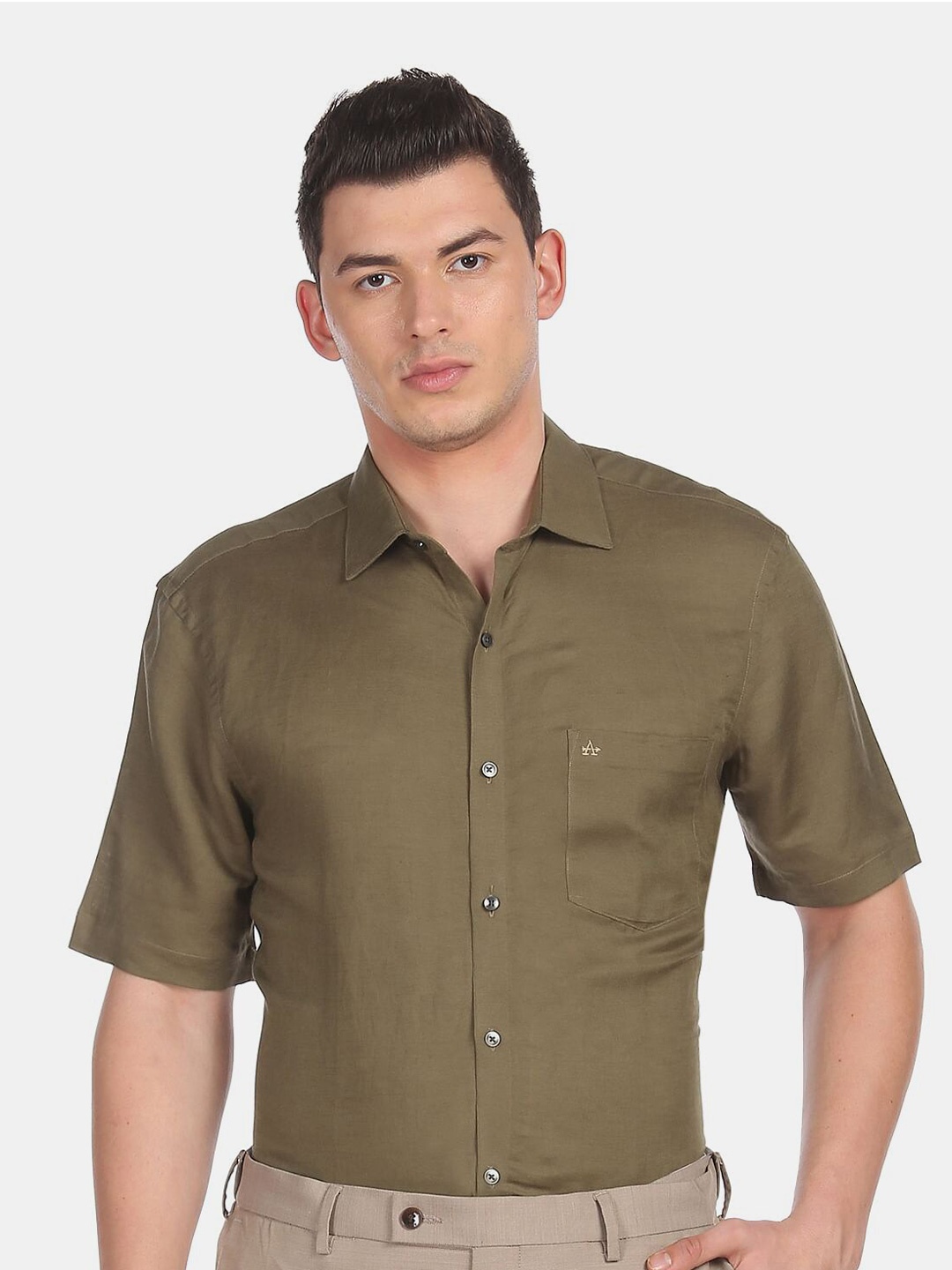 

Arrow Men Green Solid Formal Shirt