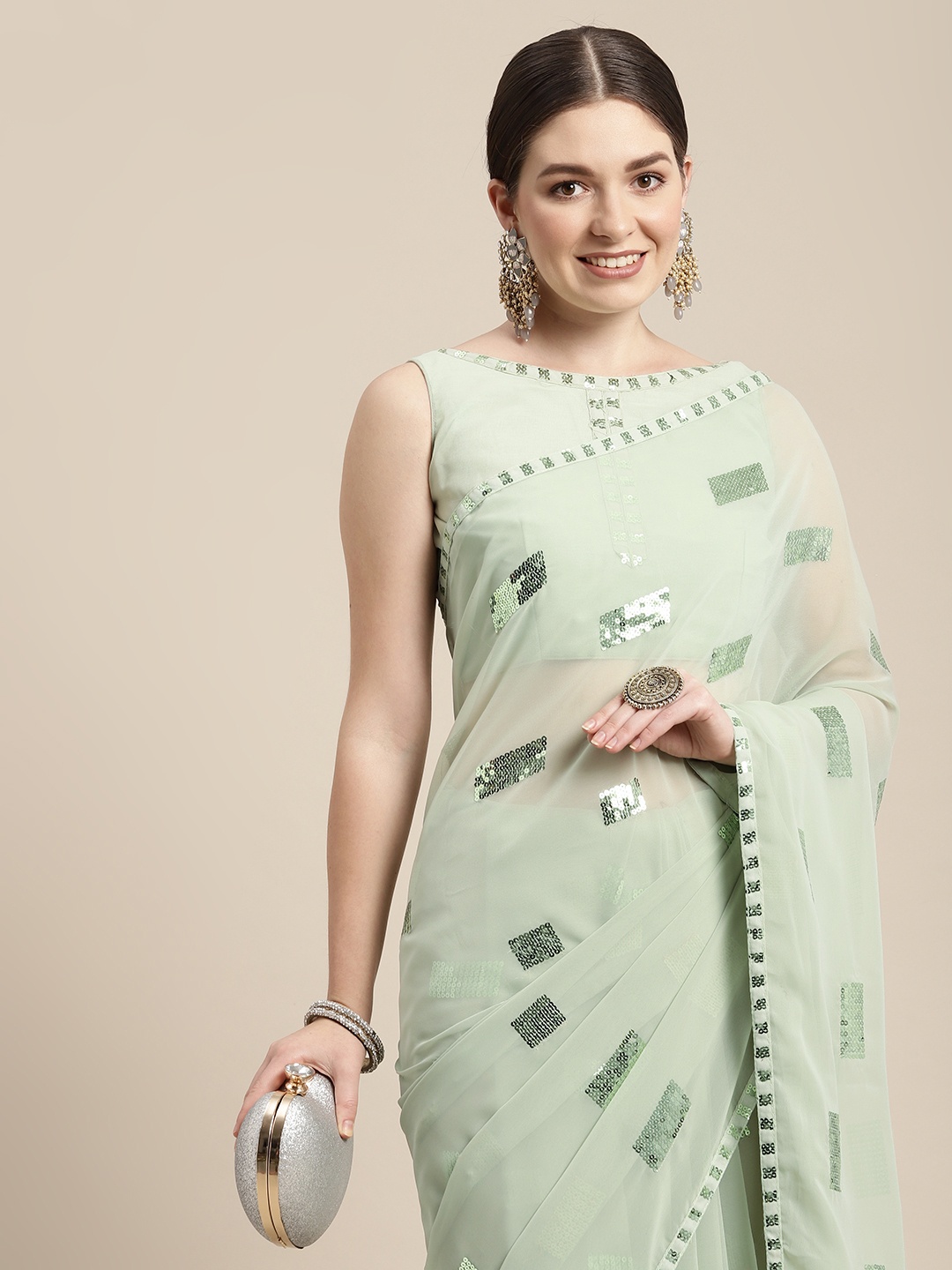 

VAIRAGEE Green Embellished Sequinned Celebrity Saree