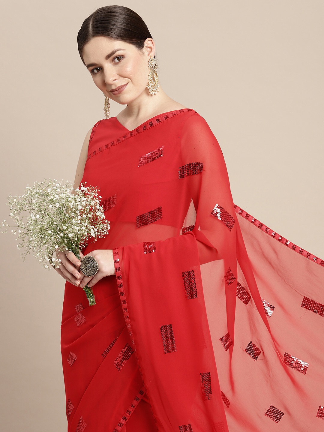 

VAIRAGEE Embellished Sequinned Celebrity Saree, Red