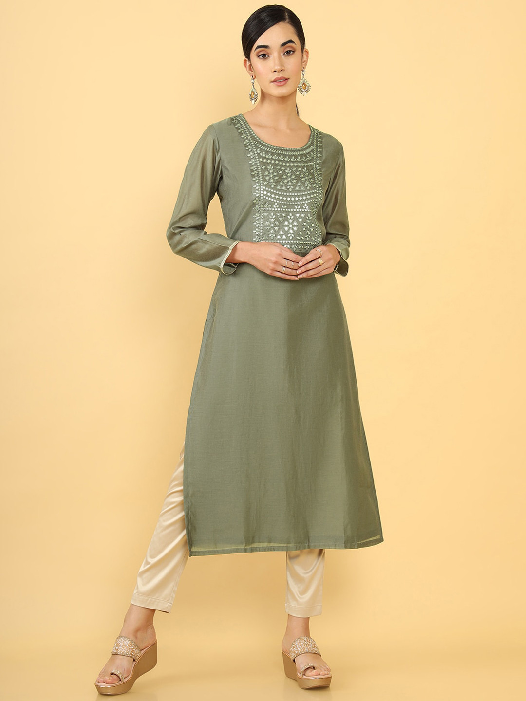 

Soch Women Olive Green Geometric Embroidered Mirror Work Kurta