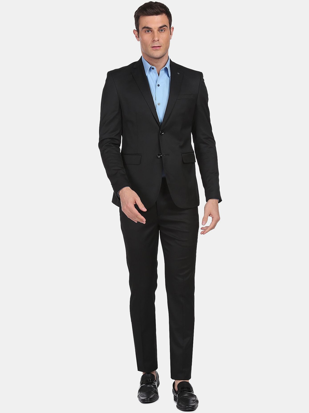 

Arrow Men Black Solid Single-Breasted Two-Piece Formal Suit