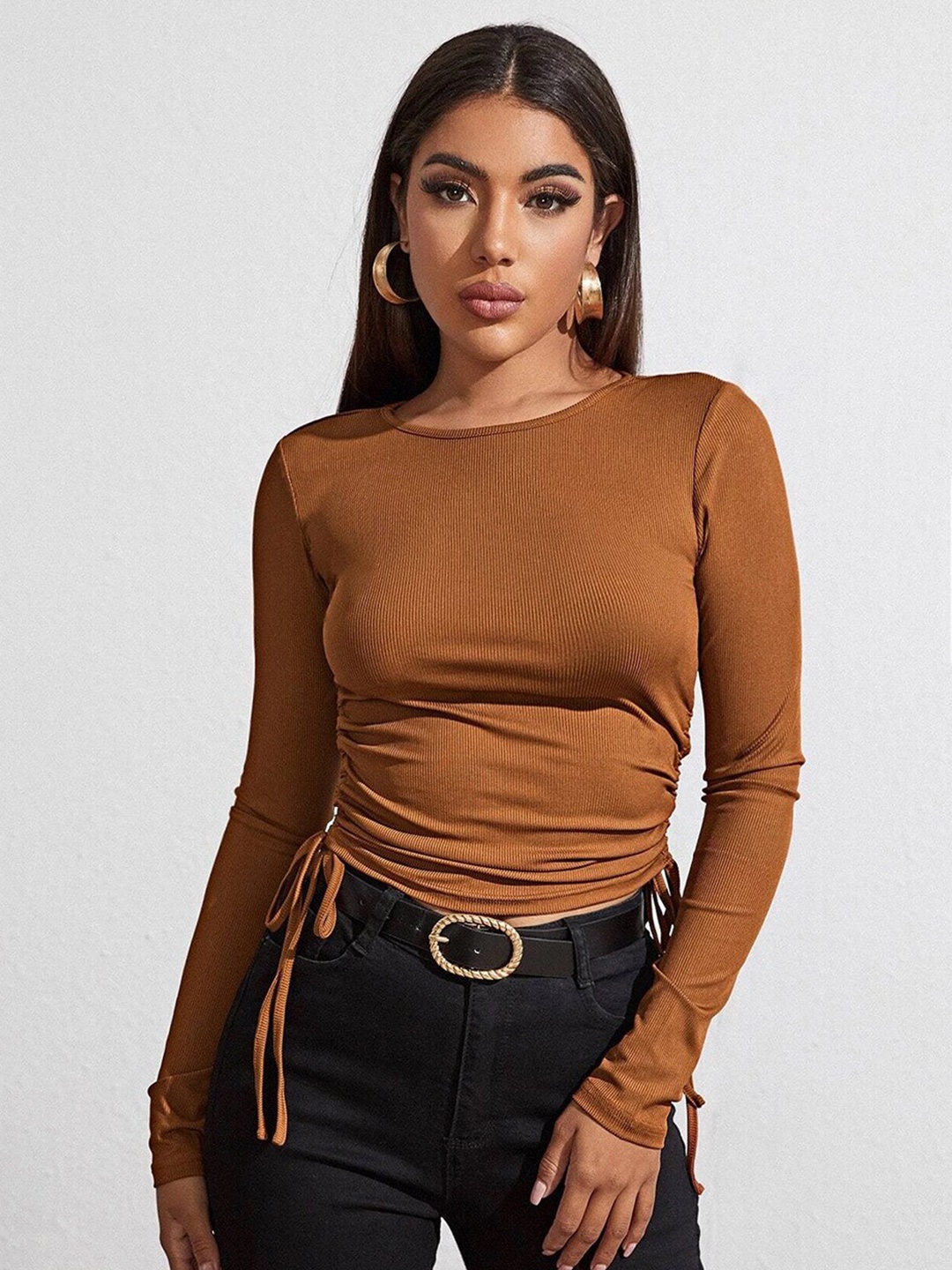 

BoStreet Women Brown Round neck Solid Fitted Crop Top