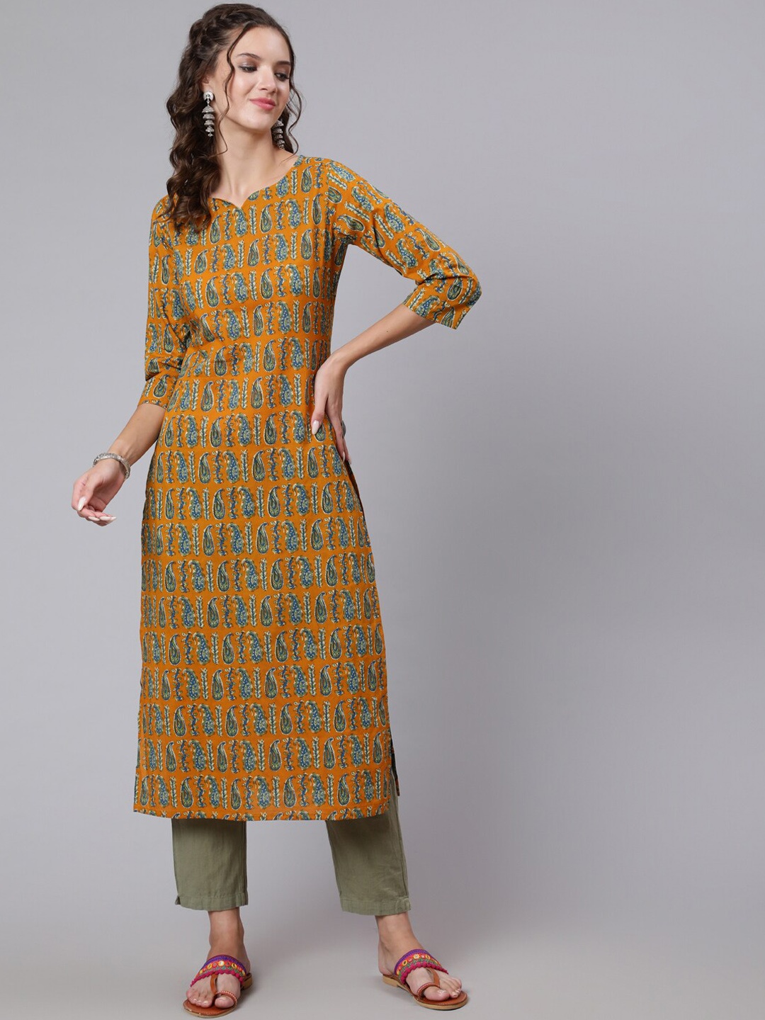 

Nayo Women Yellow & Blue Paisley Printed Straight Kurta