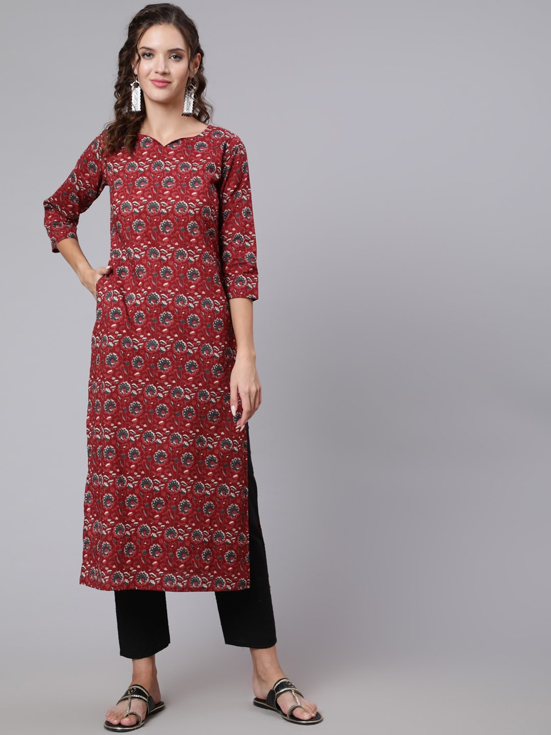 

Nayo Women Maroon Floral Printed Cotton Kurta