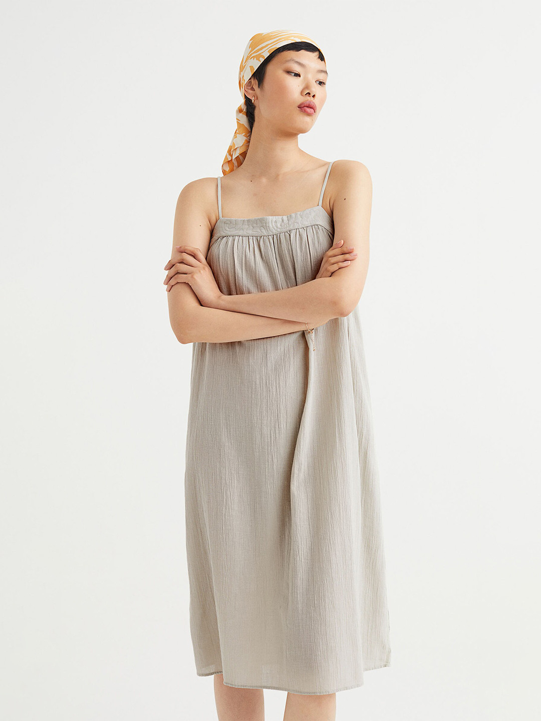 

H&M Women Sage Green Crepe Dress