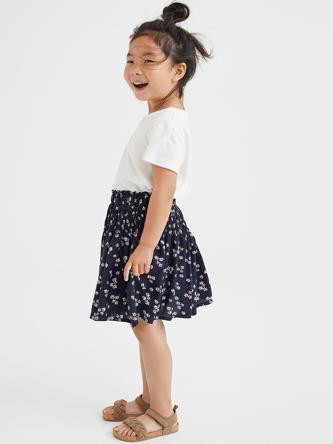 

H&M Girls Navy Blue Floral Skort
