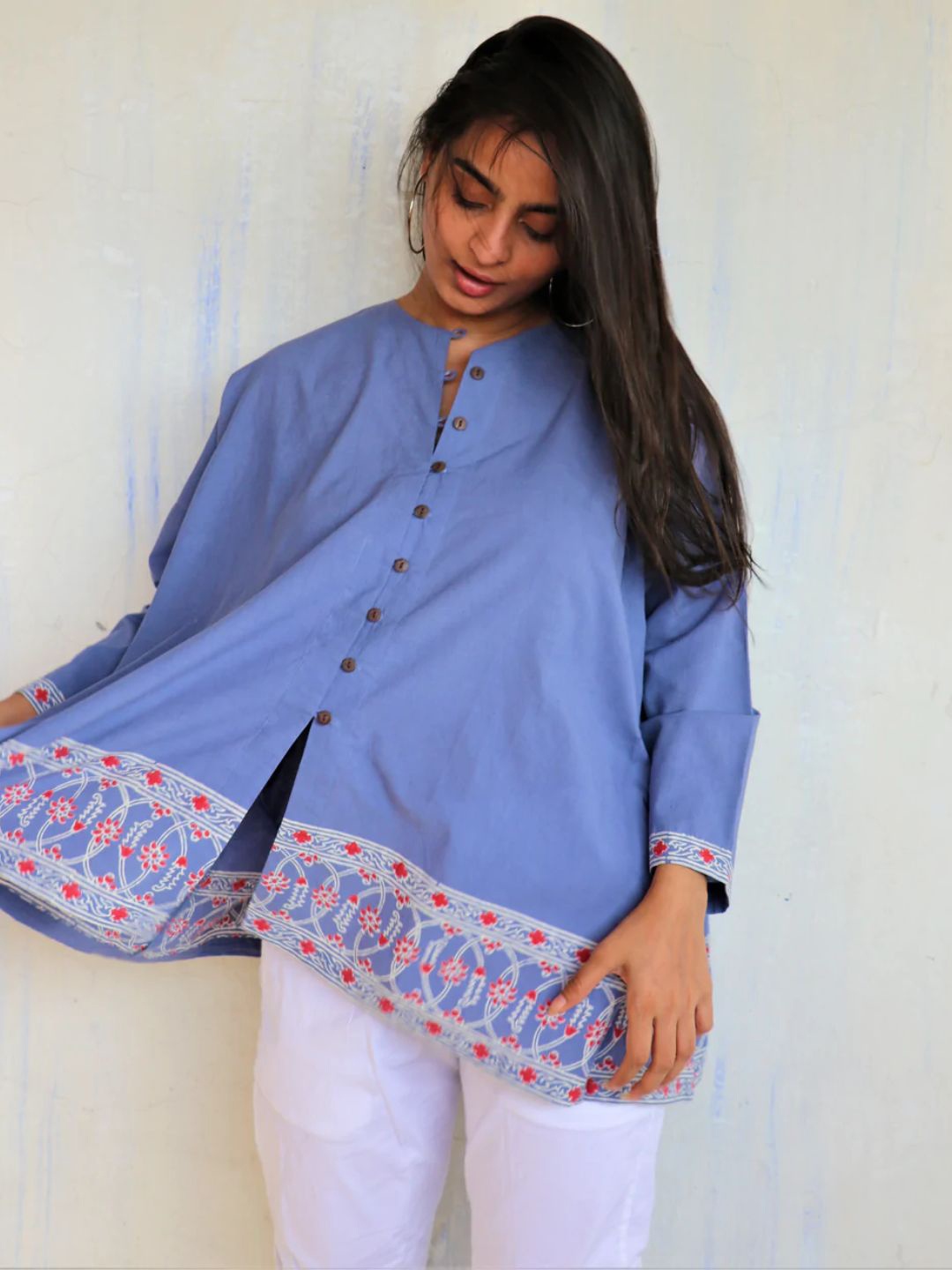 

Chidiyaa Women Blue Pure Cotton Mandarin Collar Placement Print Shirt Style Top