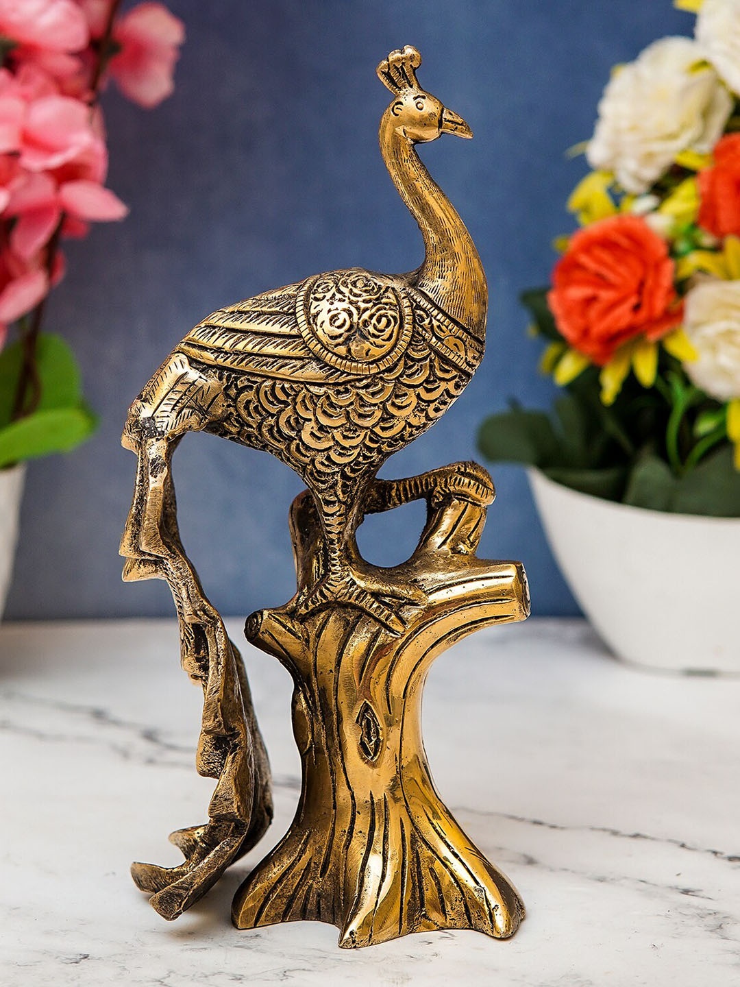 

StatueStudio Gold-Toned Peacock Showpiece