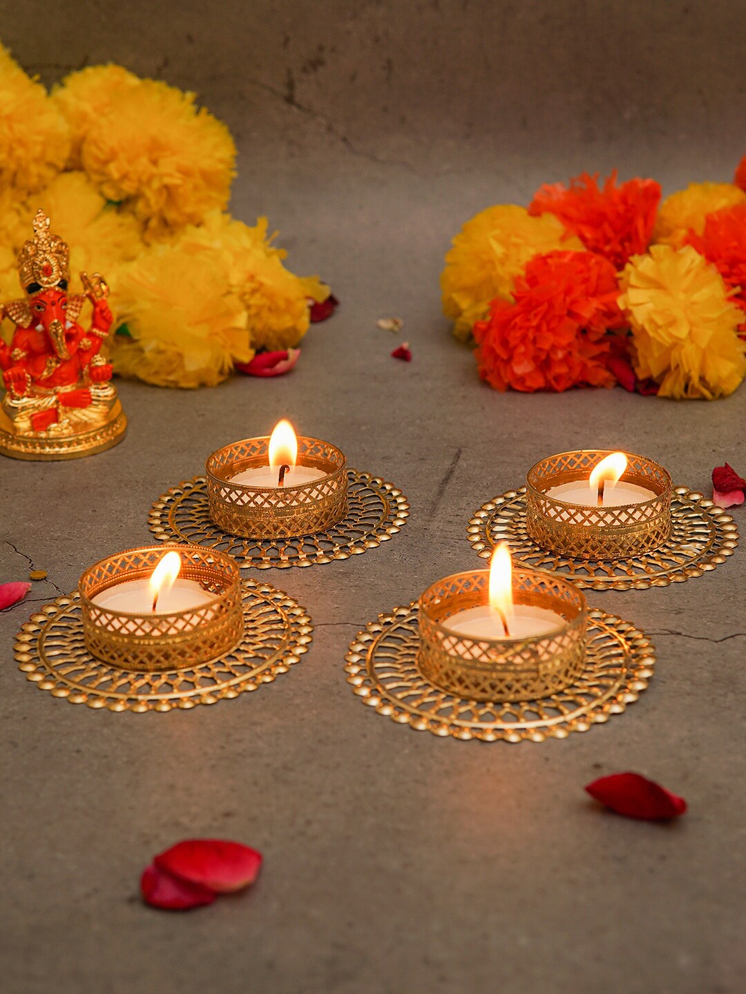 

StatueStudio Set Of 4 Gold-Toned Carved Candle Holder