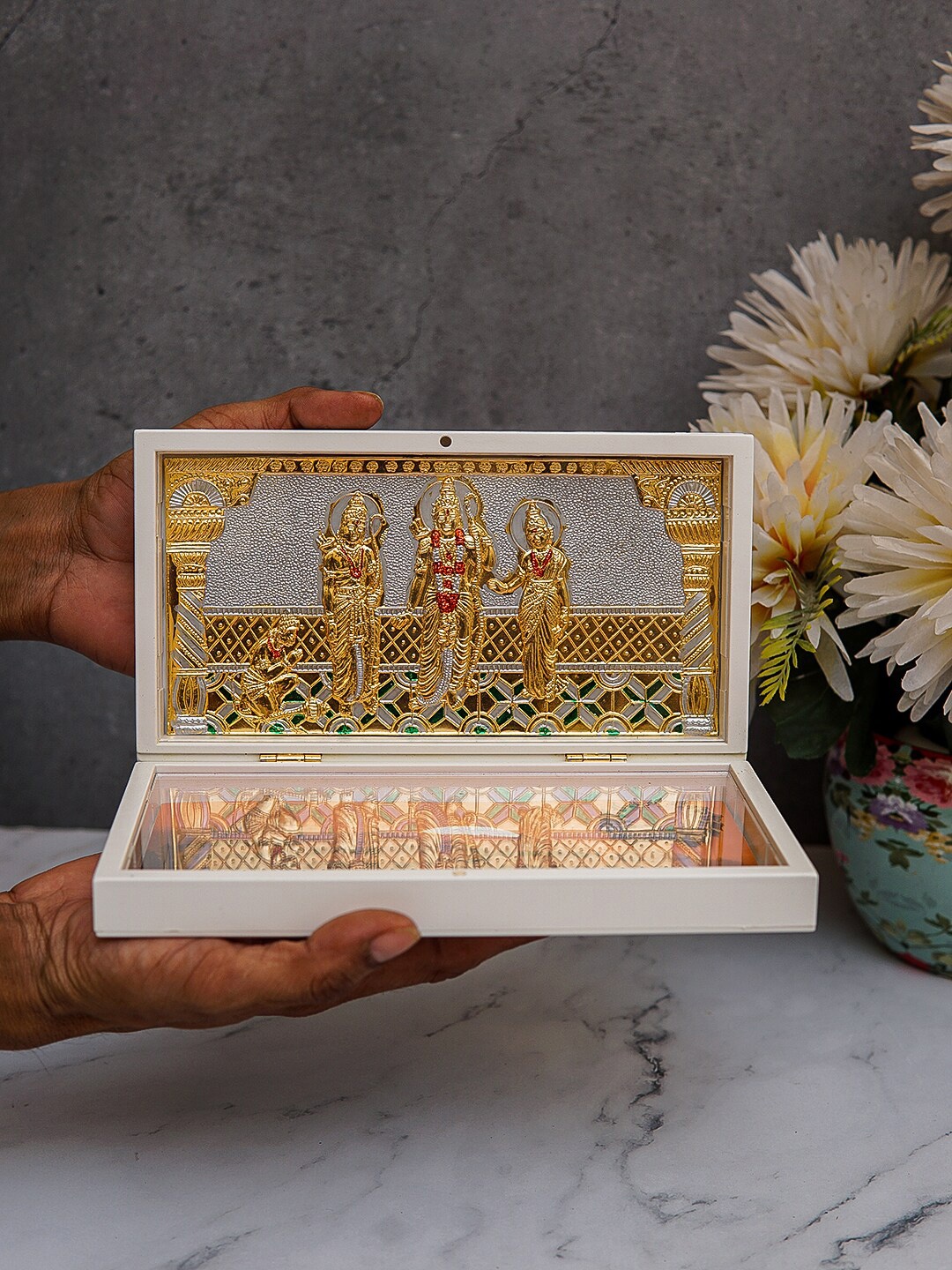 

StatueStudio White & Gold-Toned Textured Ram Darbar Charan Paduka Box