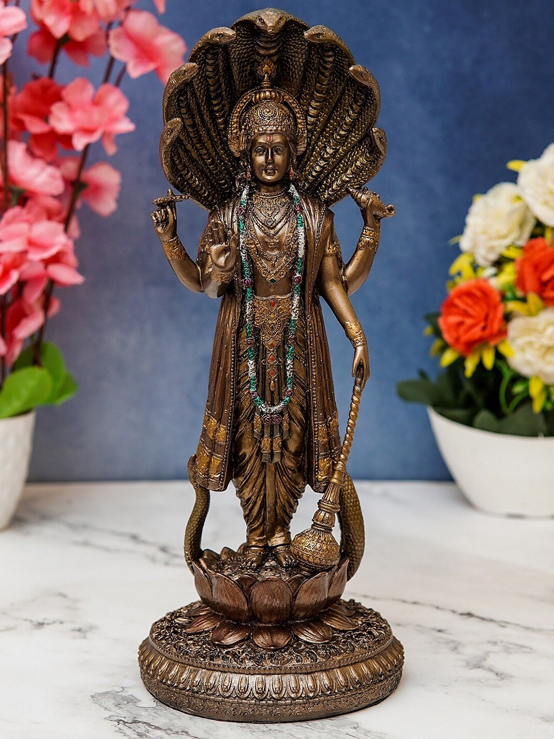 

StatueStudio Metallic-Toned Vishnu Idol Showpieces