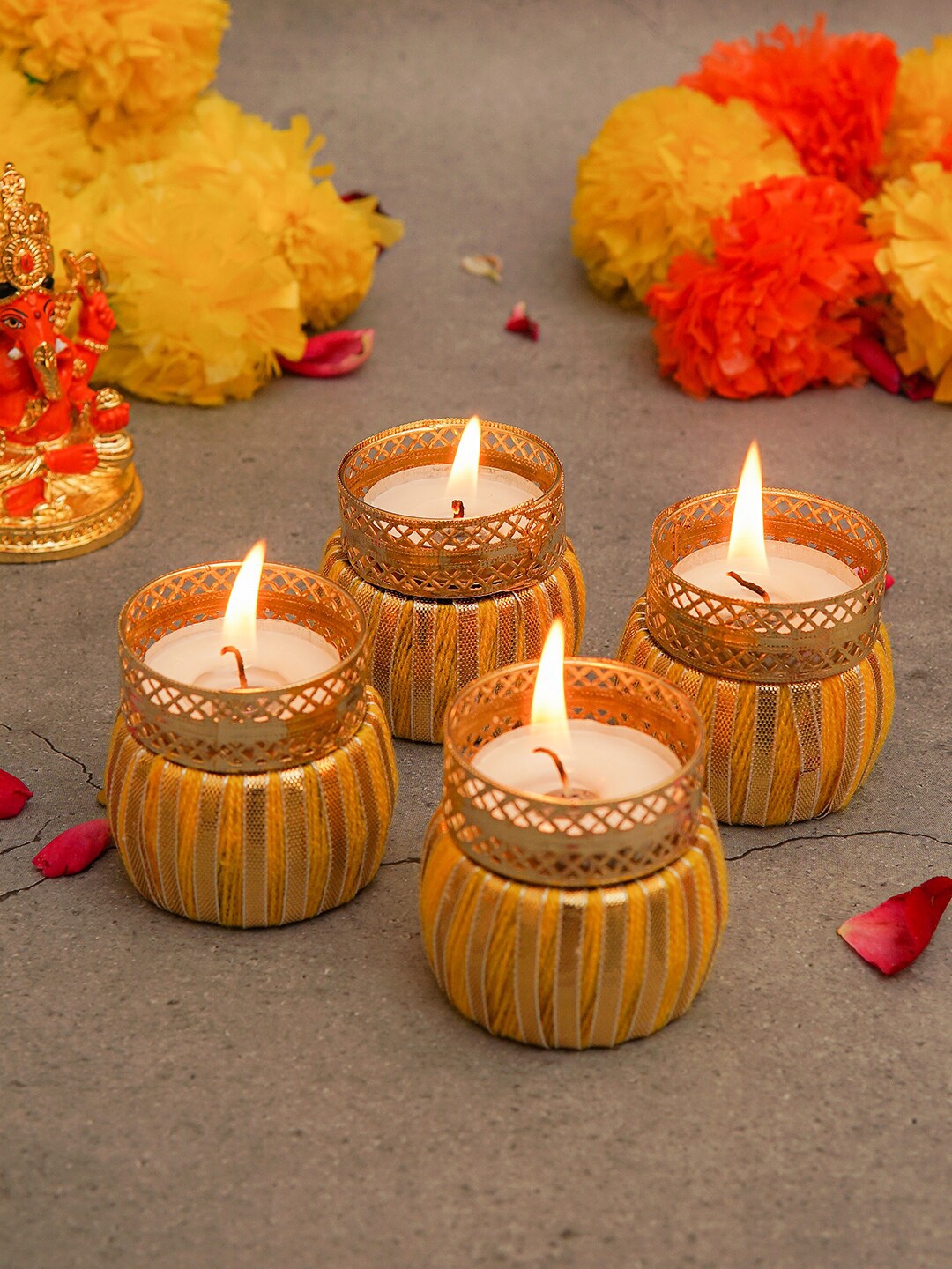 

StatueStudio Set Of 4 Gold-Toned Candle Holder