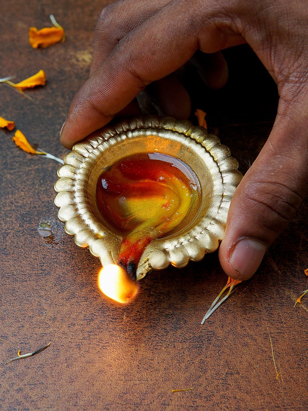 

StatueStudio Set Of 4 Gold Toned Metal Diya