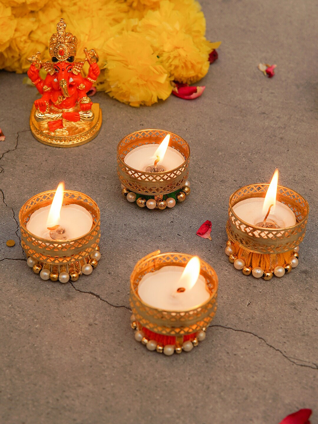 

StatueStudio Gold-Toned Set Of 4 Embellished Acrylic Diyas