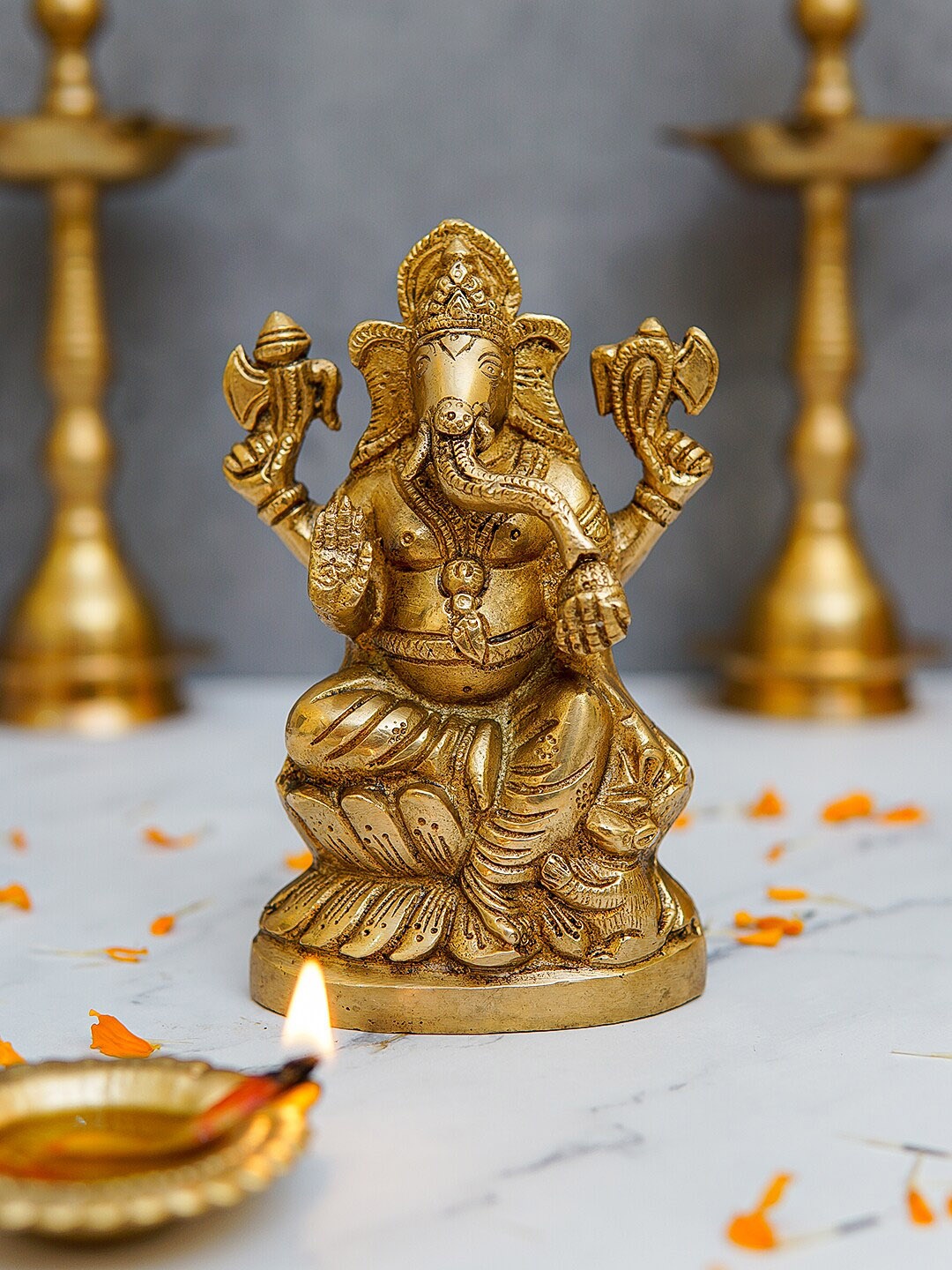 

StatueStudio Gold-Toned Ganesha Idol Showpiece