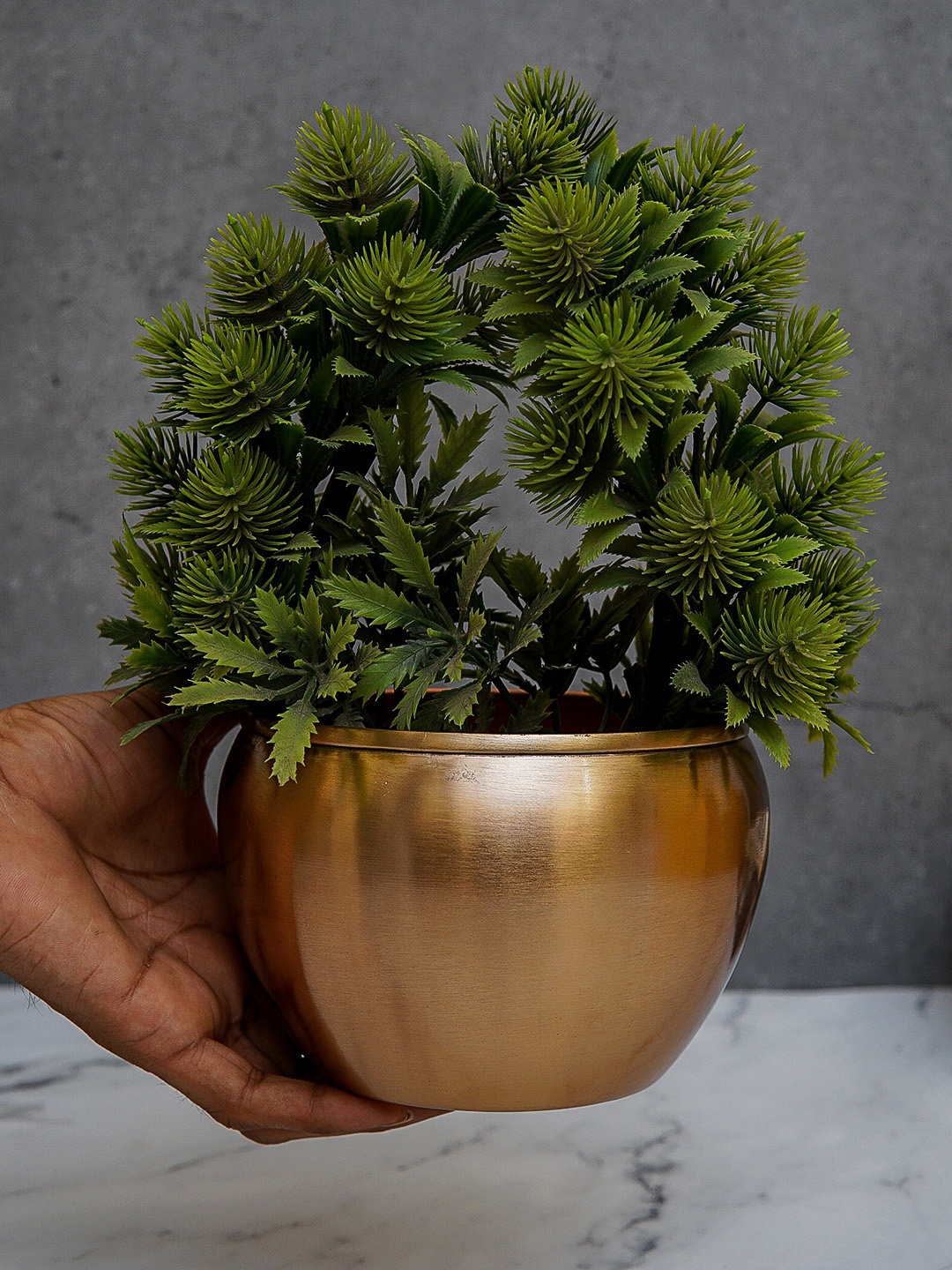 

StatueStudio Gold-Toned Solid Metal Planters