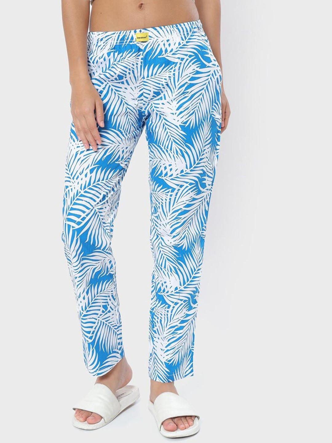 

Bewakoof Women Blue Printed Cotton Lounge Pants