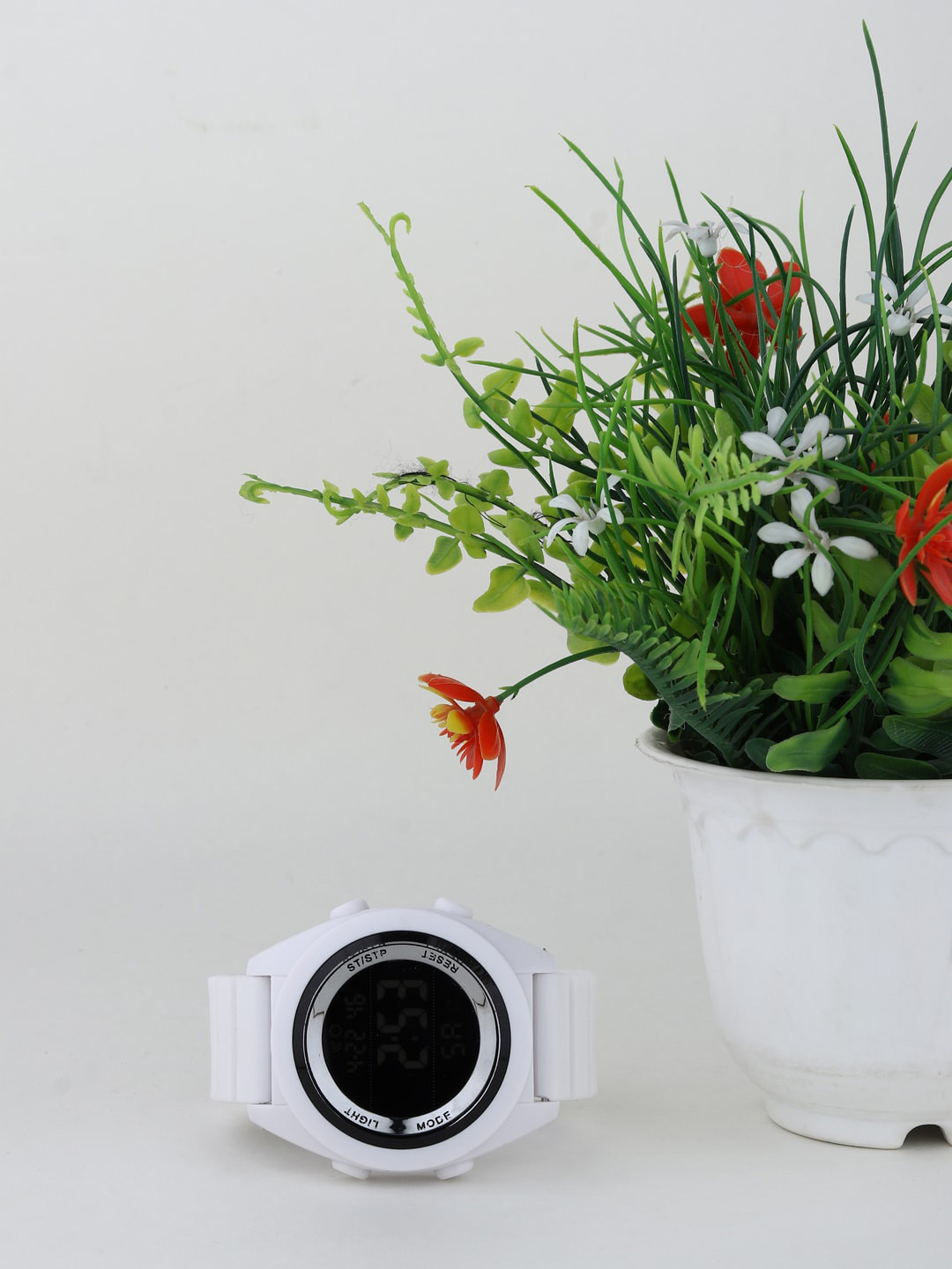 

Fantasy World Kids Solid Dial & Straps Digital Multi Function Watch FW-Sport-007-SL, Silver