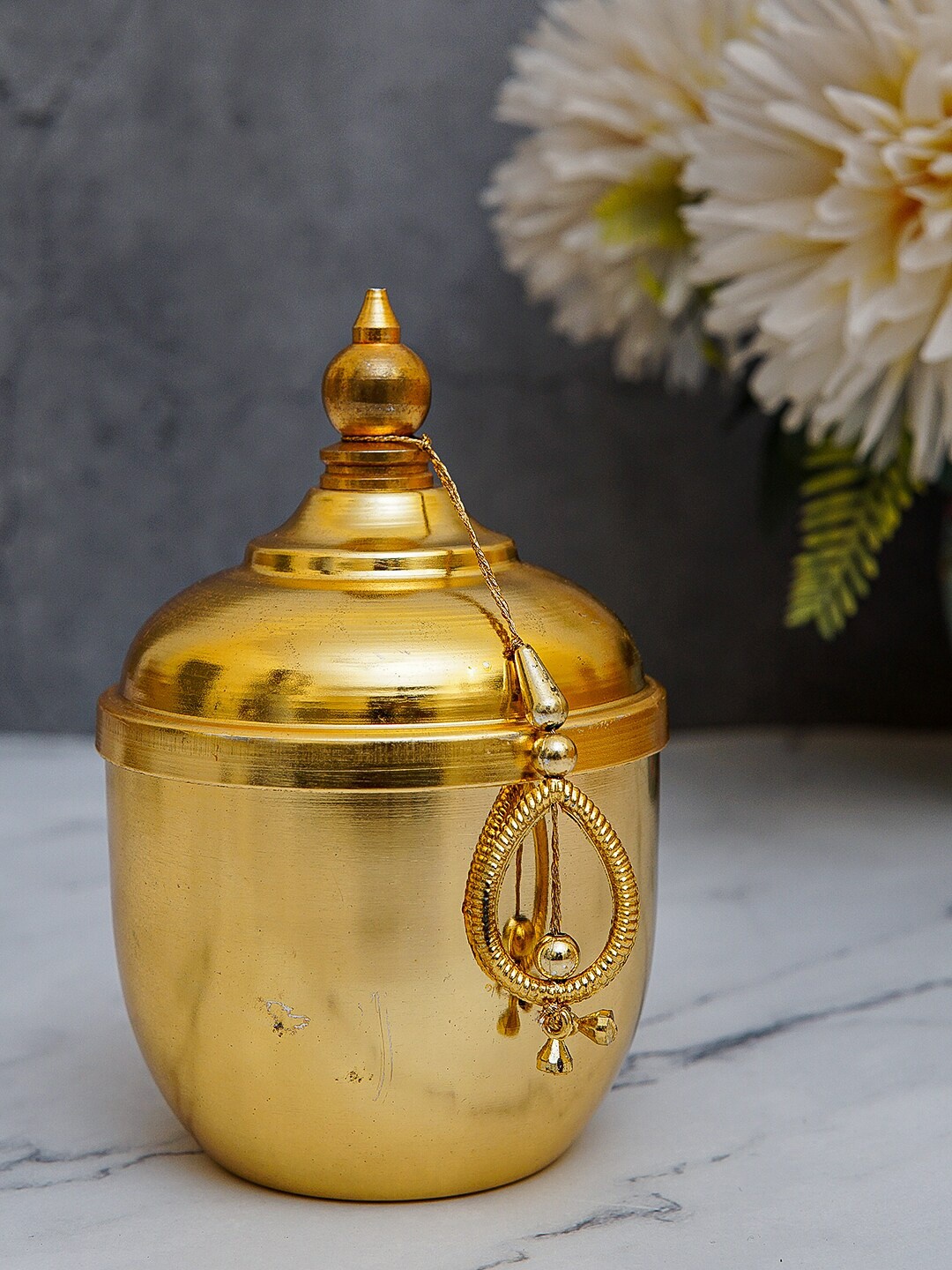 

StatueStudio Gold-Toned Metal Storage Jar
