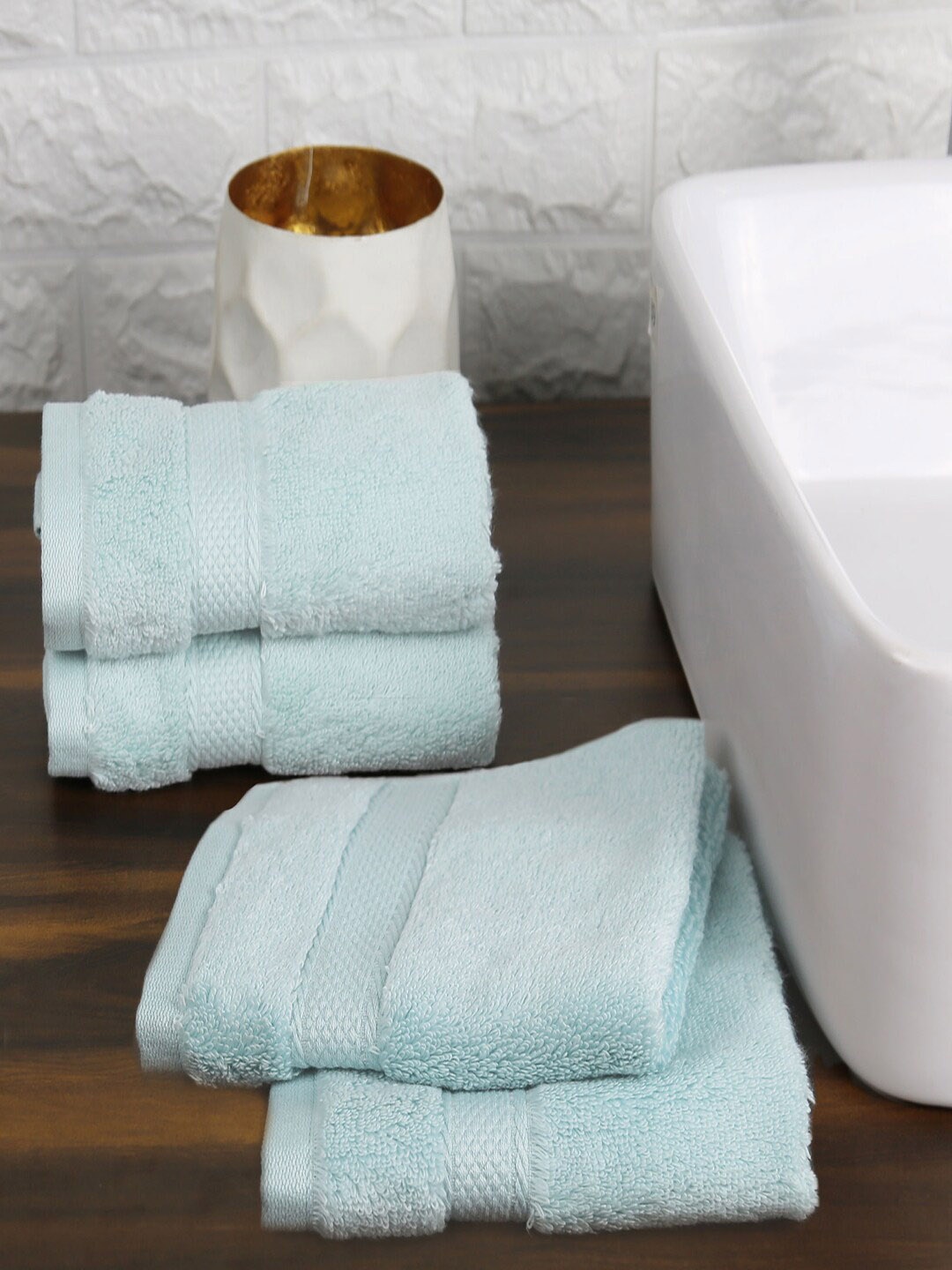 

Trident Set Of 4 Blue Solid 575 GSM Cotton Hand Towels