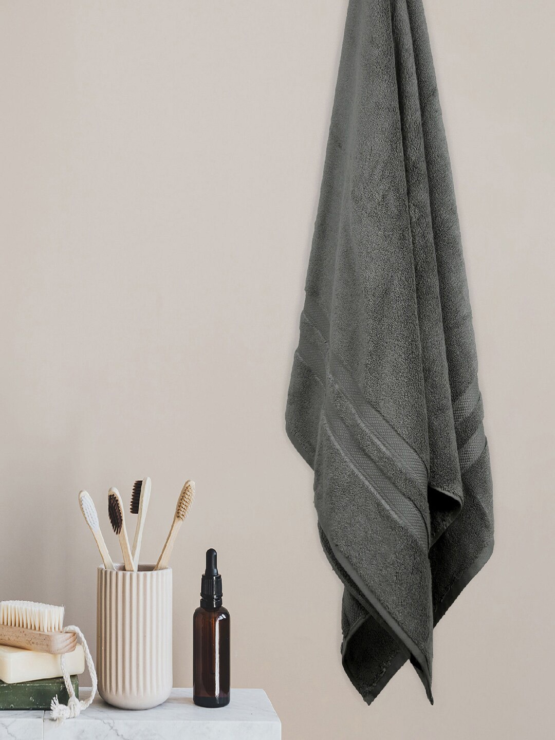 

Trident Grey Solid 575 GSM Cotton Bath Towel