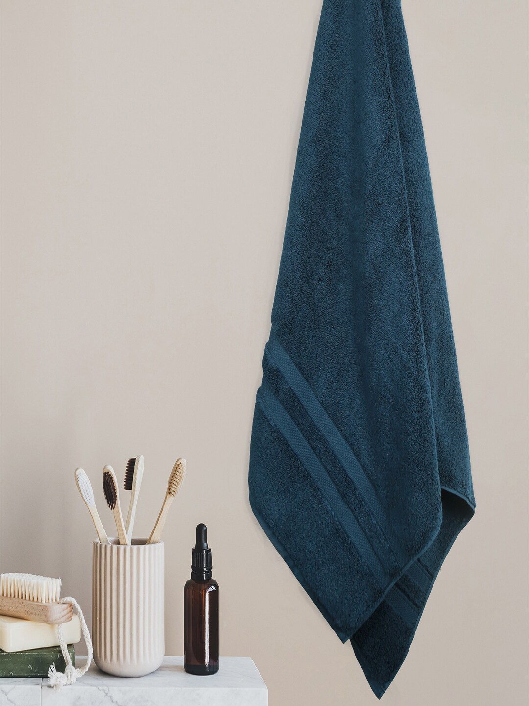 

Trident Unisex Navy Blue Solid 575 GSM Cotton Bath Towel