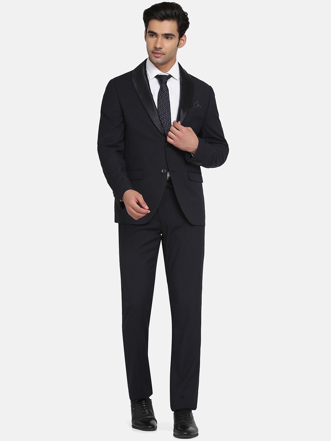 

Blackberrys Men Black Solid Slim-Fit Single-Breasted Two-Piece Formal Suit