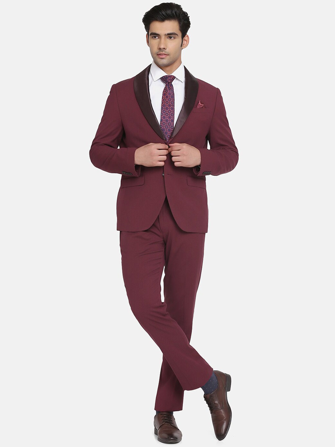 

Blackberrys Men Maroon Self-Design Slim-Fit Single-Breasted 2 Piece Formal Suit