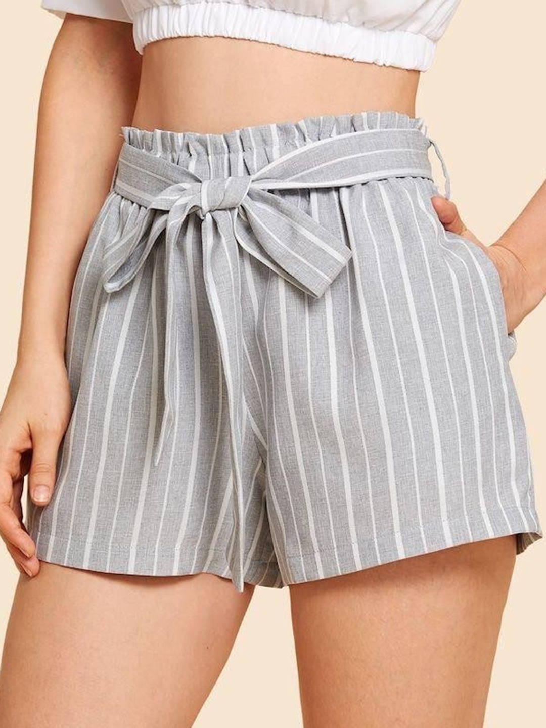 

La Aimee Women Striped Shorts, Grey