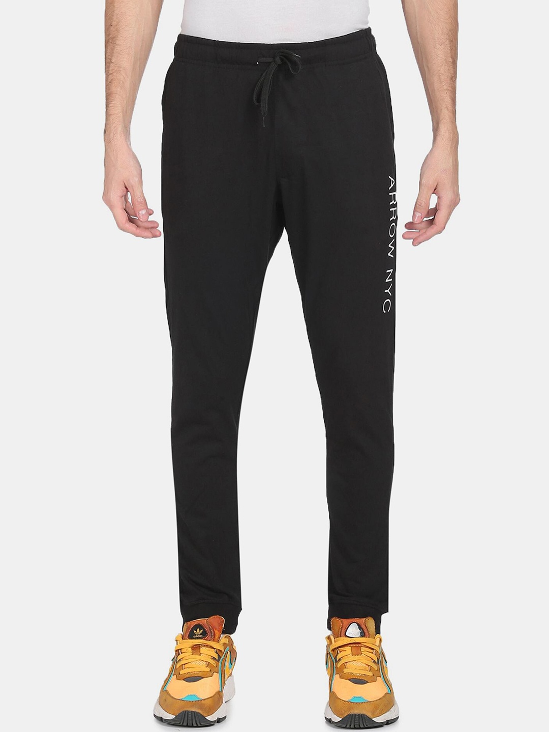 

Arrow Sport Men Black Solid Straight-Fit Pure Cotton Joggers