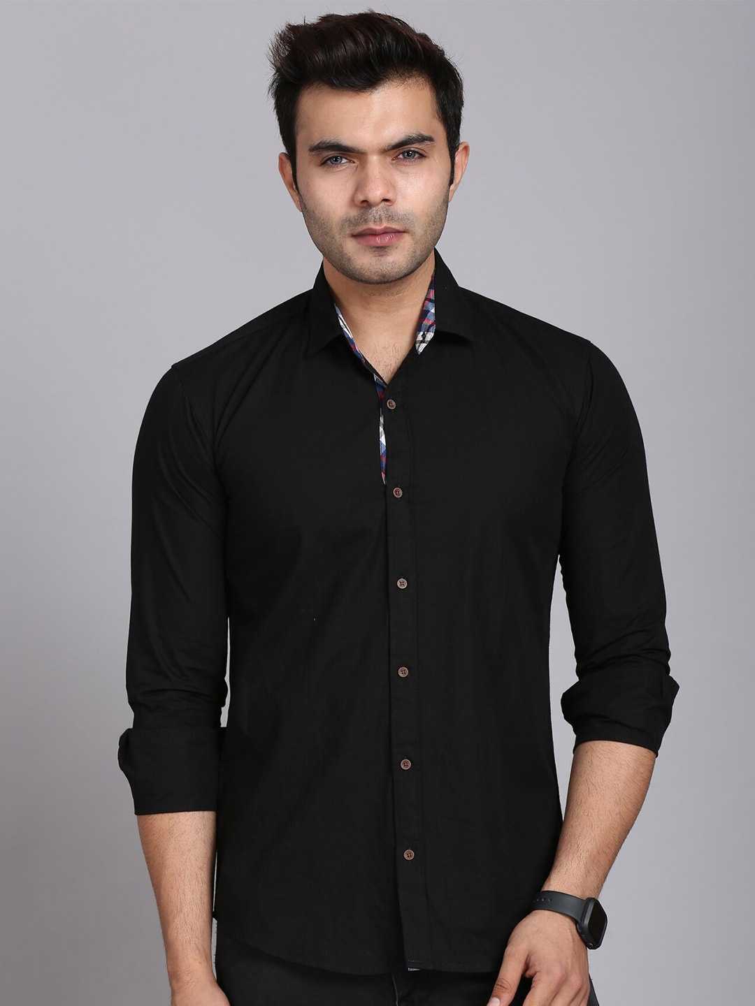 

FINIVO FASHION Men Black Standard Contrast Collar Casual Shirt