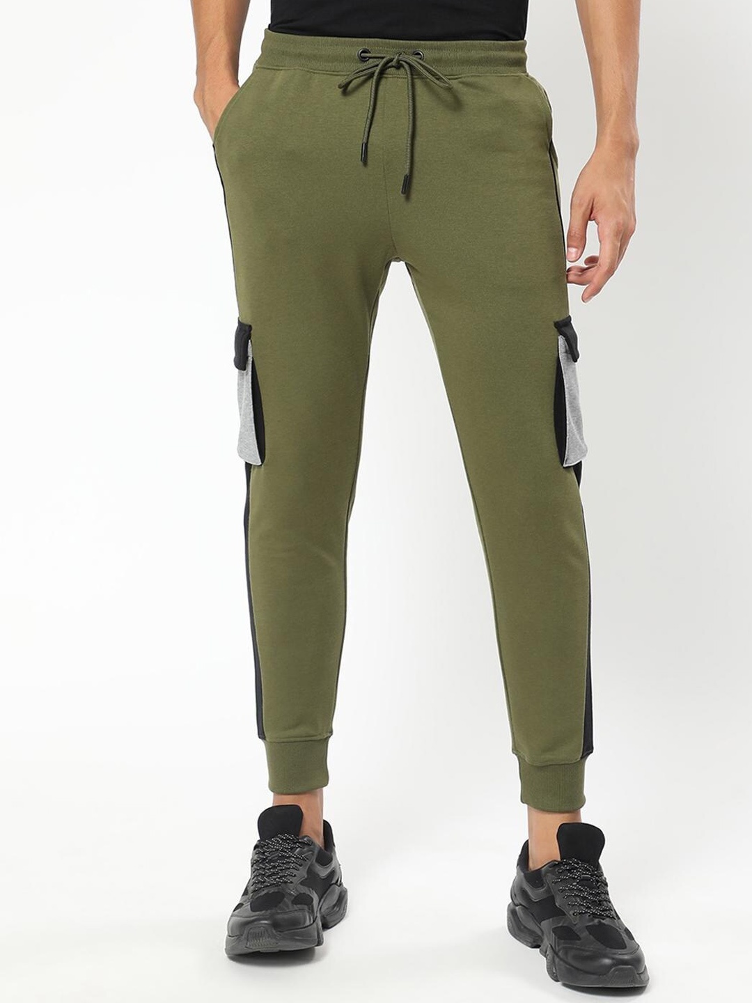 

Bewakoof Men Olive Green & Black Colourblocked Joggers
