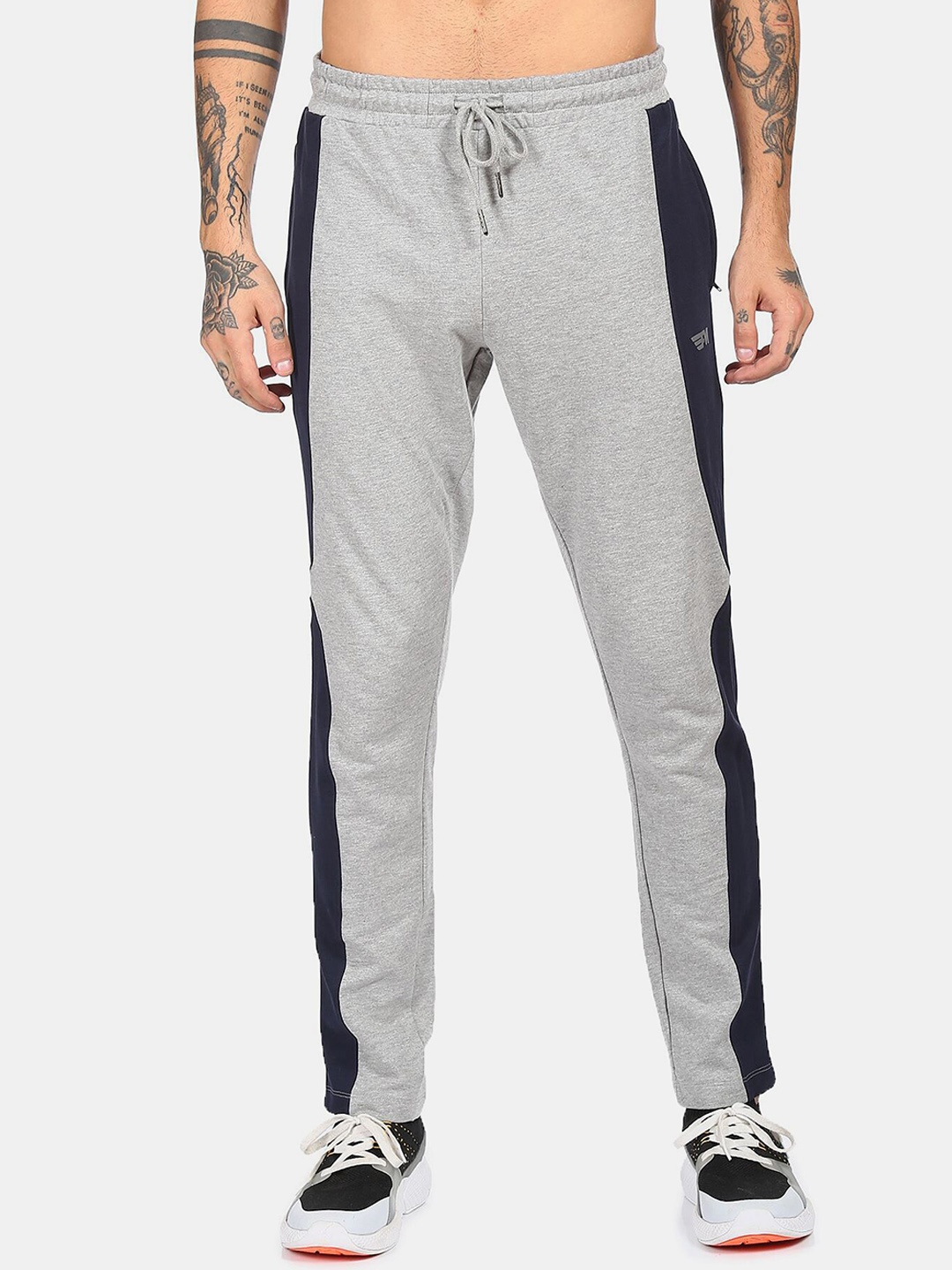 

Flying Machine Men Grey & Black Solid Track Pants