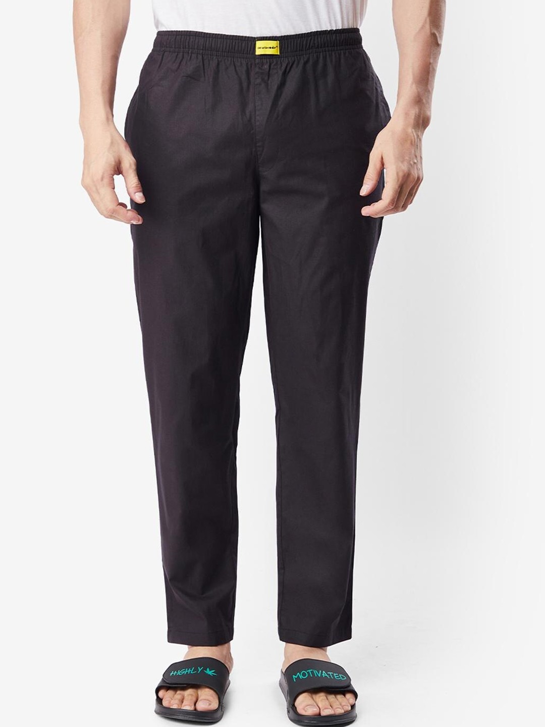 

Bewakoof Men Black Solid Cotton Lounge Pants